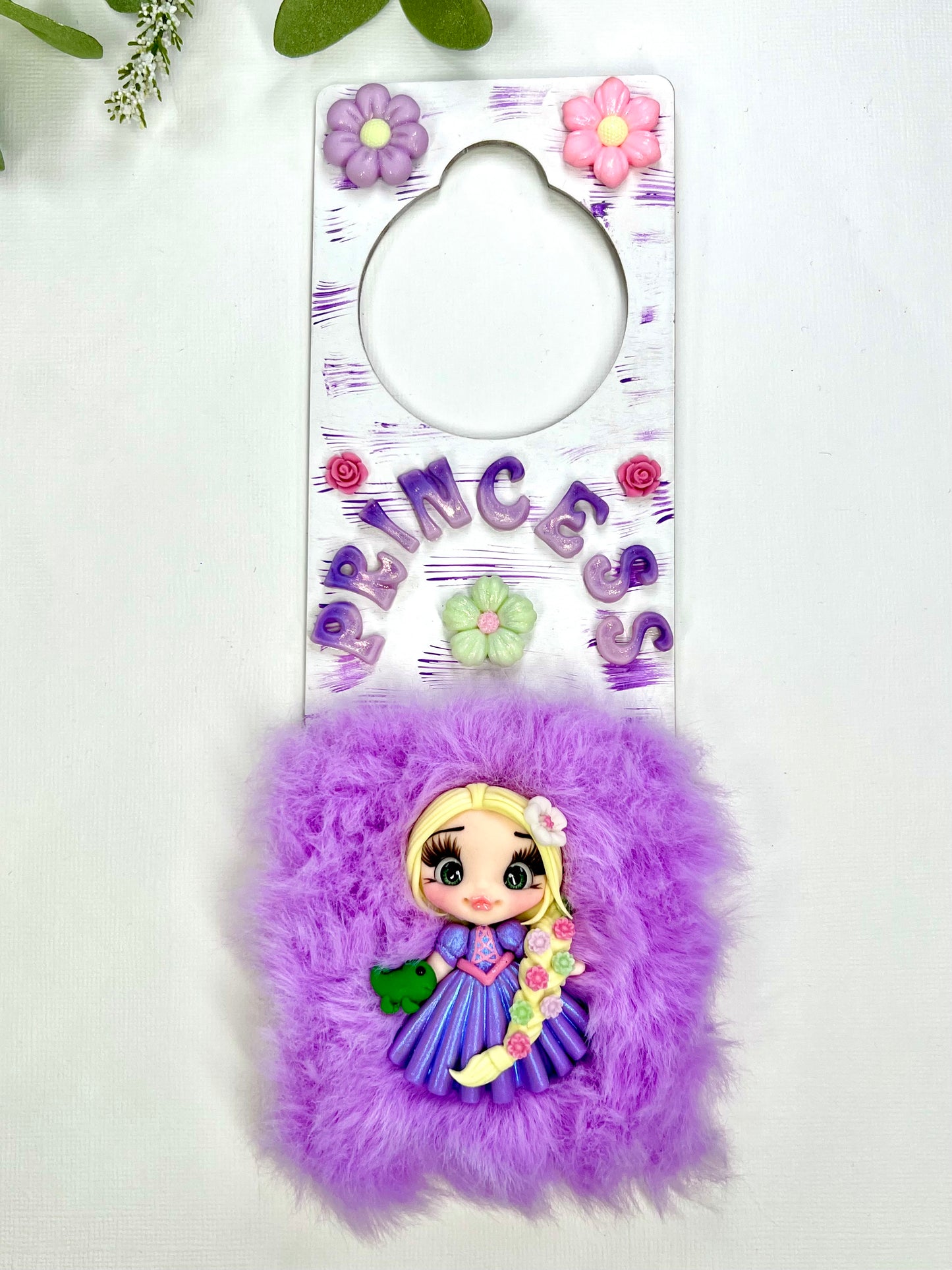 ✨ Door Holder Decorated, transform any door into a fairytale entrance with our adorable handmade clay doll door hangers. Perfect for little princesses, these unique creations bring magic and charm to any room.
