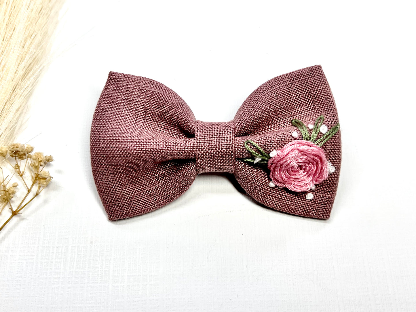 πΈ Hand Embroidered Linen Bow Clips β Girls Hair Clips. Elegance in Every Stitch!